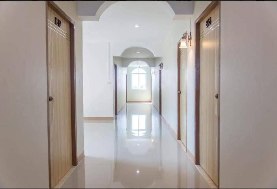 Maesot Siri Hotel Meszot Kültér fotó